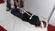 Tanja towel hogtie 2/2