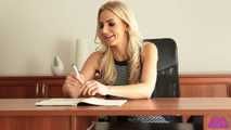 832 The Job Interview