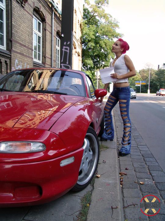 Ein merkwürdiger Model-Vertrag