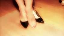 SHOW ME YOUR FEET