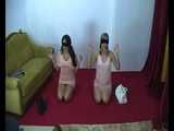 2girls do Yoga