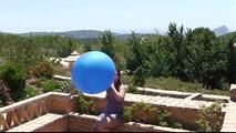 The biggest balloon ever  part 1