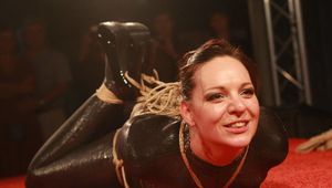 Katarina Blade live at BoundCon