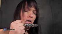 Yvette Metall Dildo Vergnügen