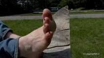 Feet in flip-flops