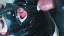 Geiles Gummi in der Wanne 3