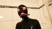 Die sabbernde Gummipuppe
