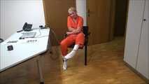 Isabel – Entflohener Gefangener im Büro Teil 2 von 8