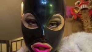 The ultimate lady with the mega claws: Last emptying of cum