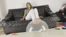 046 Stomping Balloons socks & barefeet