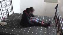Jasmin in "estate agents" 2