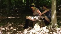 Jessy gefesselt im Wald 1/2