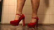 Nur HighHeels und Füsse  :-)