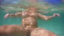 Under water - put the bikini off