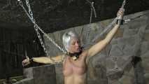 Lena King in heavy Chains again