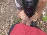 Aldinas erster Blow Job als Sklavin an einem Badesee 