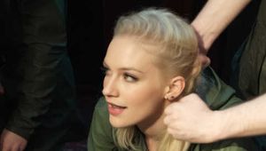 SM session in green Rains Curve raincoat