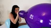 trying to Blow2Pop purple Q24 while sitting on blue GL500