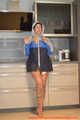 Sexy Francine in Lack Sportshorts (Sprinter) und Lacktop + Regenjacke (Exclusive Sportkleidung)