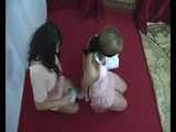 2girls do Yoga