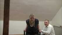 Mara - New prisoner in the office Teil 5 von 8