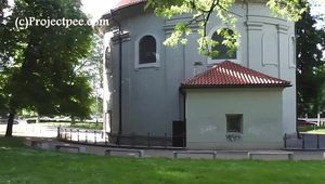 078033 Rachel Evans Takes A pee In The Park