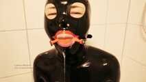 Die sabbernde Gummipuppe