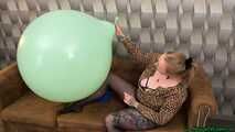 inflate turquoise P24 with the pump and Blow2Pop them