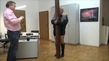 Michelle -  überfallen im Büro Teil 1 von 7 