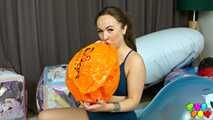 1336 Honey and the orange ball