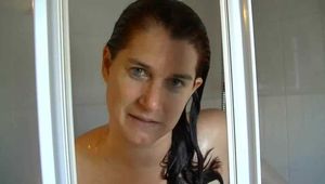 rasieren  unter der Dusche 