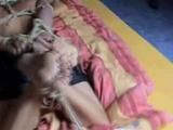 AB-179 David hogtied auf dem Bett (Teil 1)