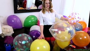 big popping of 49 U16 balloons