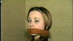 PRETTY DOLL FACE AMBER'S BOUND & GAGGED RANSOM CALLS (D30-9)
