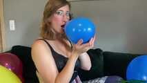 sexy Blow2pop four 12inch and one U12 in bra