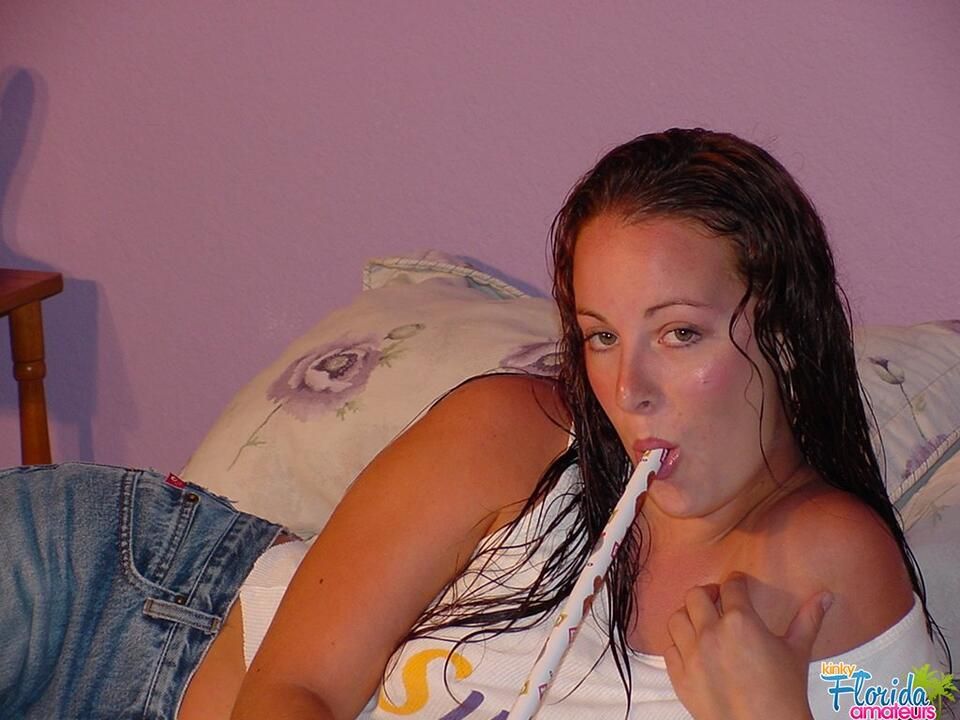 Barley Legal Teen Chynna Lynn Fucking Her Pussy And Asshole With Oversized Pencil