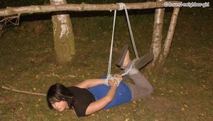 Nadine - In the woods alone