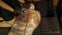 Nipple clamps and aroma play