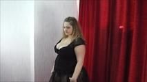 claudia are tied up with rope in 1/2