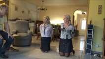 Elena und Isabel - Isabel und Ihre Nachbarin Elena Teil 1 von 9