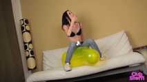 235 Bouncing Sophie