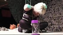 Lena King in new 5 Minute Challenges