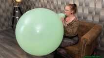 inflate turquoise P24 with the pump and Blow2Pop them