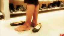 SHOW ME YOUR FEET