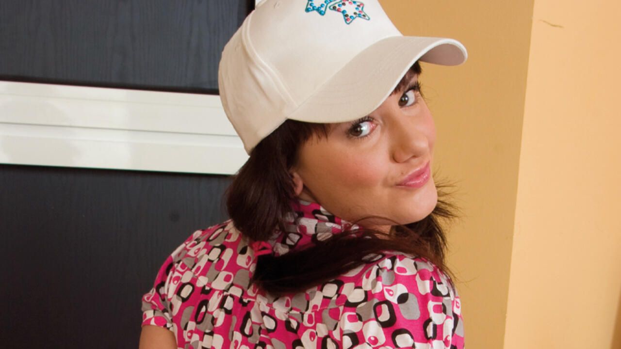 Ella's hardcore photo shoot - 236 Pix