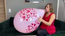 Blow2Pop pink Q24 hearts with mouthpiece