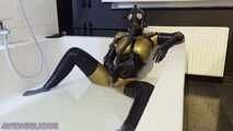 rubberbitch in latex happiness