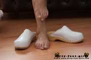 weiße Berkemann Clogs