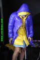 see Ronja and Stella wearing a lot of different downjackets and coats at the same time!
