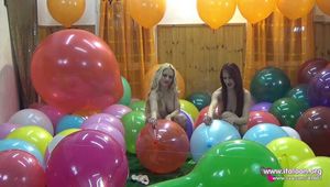 Valery & Rosella 04